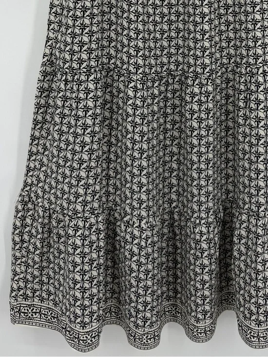 Max Studio NWT Crepe Tiered Maxi Dress Black Ivory Size M - Picture 5 of 12